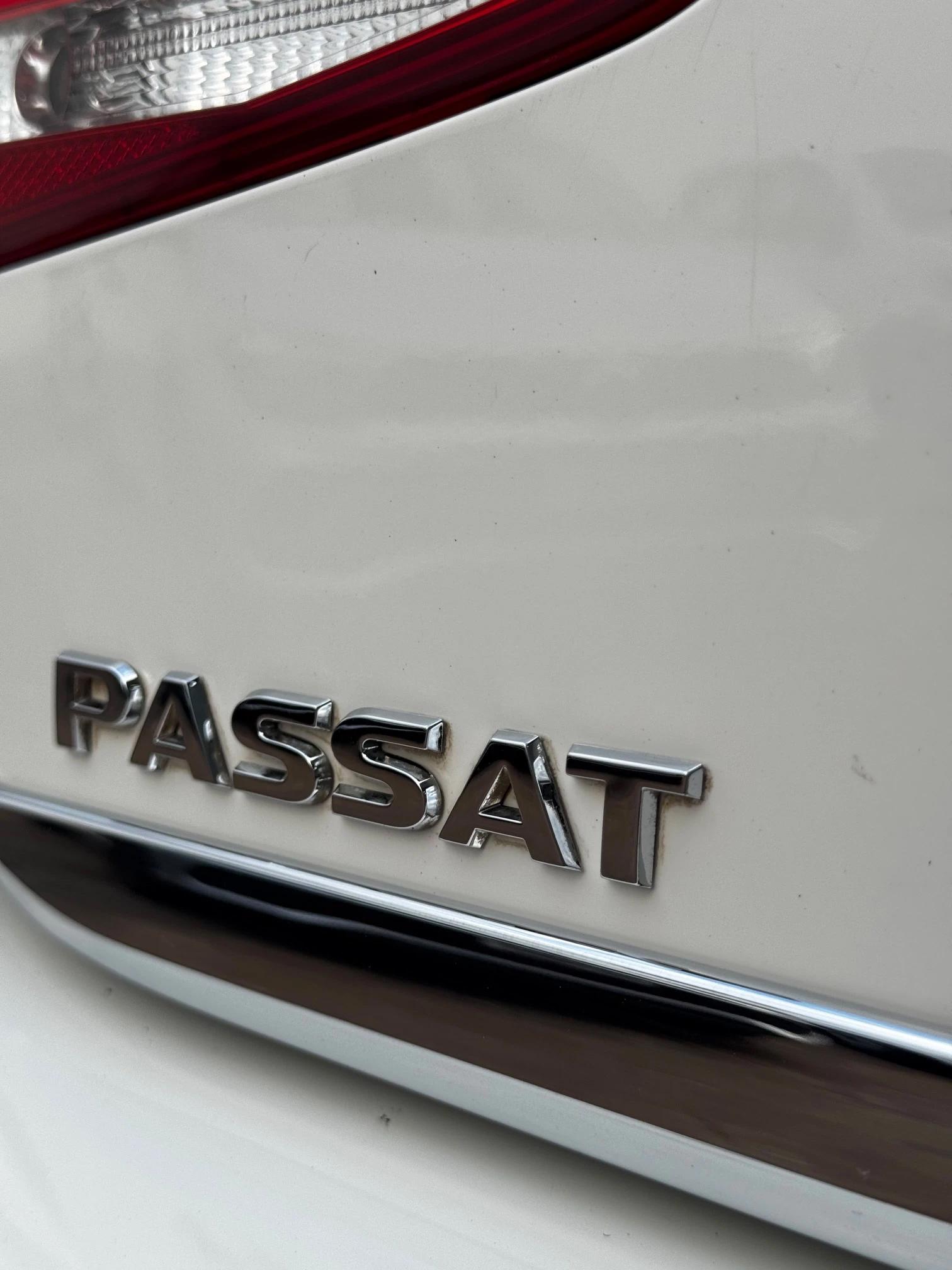 VOLKSWAGEN Passat - Foto