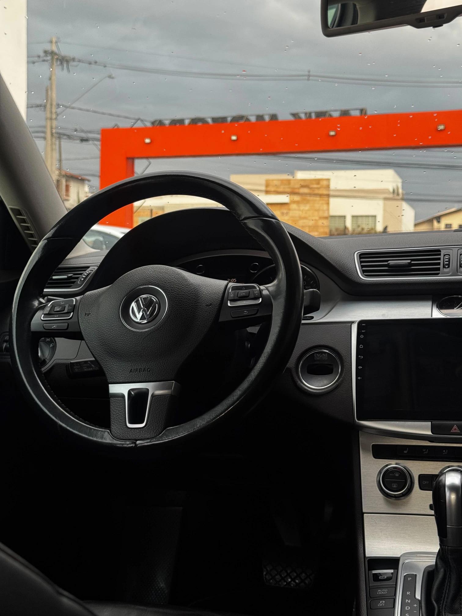 VOLKSWAGEN Passat - Foto