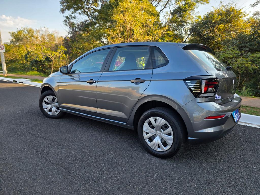 VOLKSWAGEN Polo Hatch - Foto