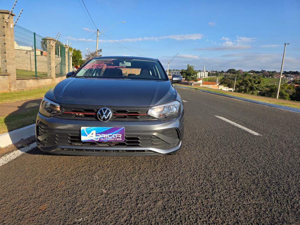 VOLKSWAGEN Polo Hatch - Foto