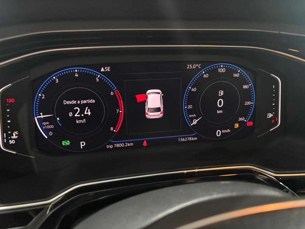 VOLKSWAGEN Polo Hatch - Foto