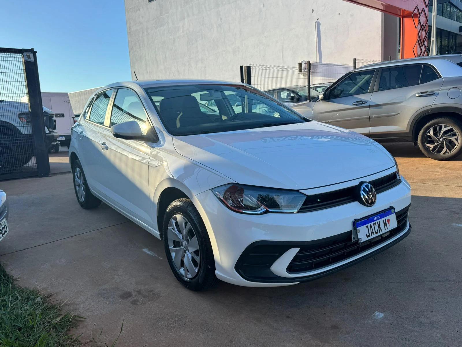 VOLKSWAGEN Polo Hatch - Foto