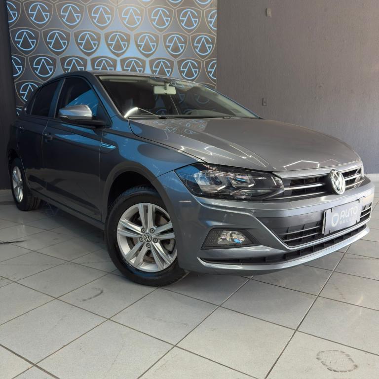 VOLKSWAGEN Polo Hatch - Foto