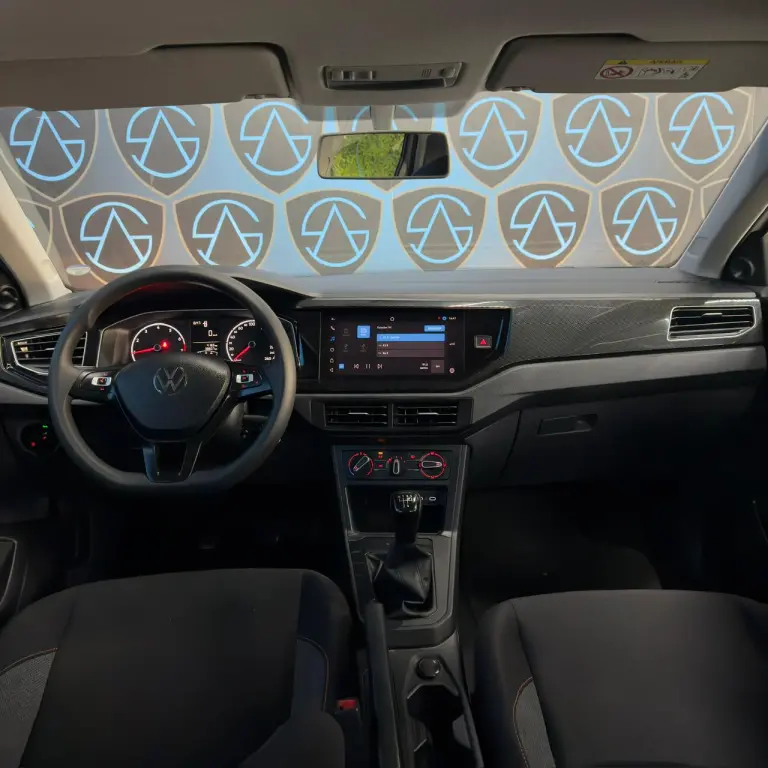 VOLKSWAGEN Polo Hatch - Foto