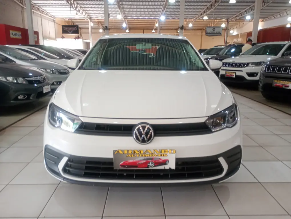 VOLKSWAGEN Polo Hatch - Foto
