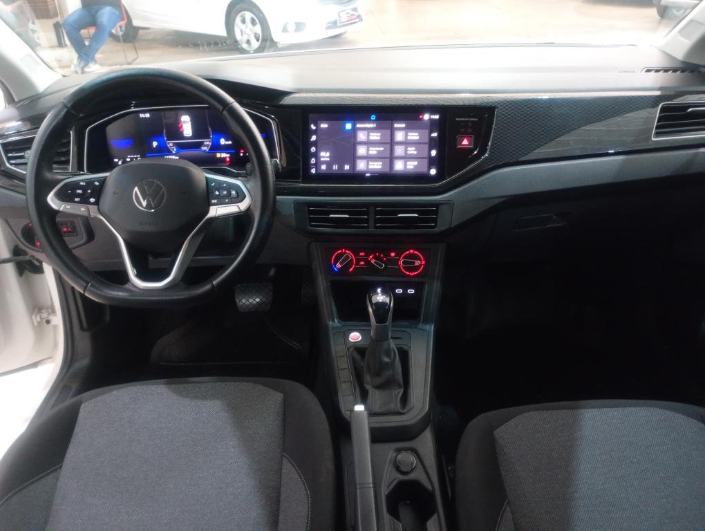 VOLKSWAGEN Polo Hatch - Foto