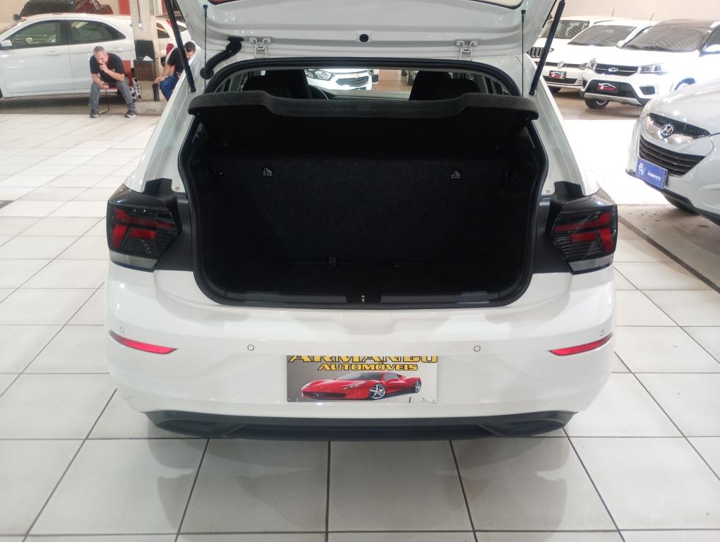 VOLKSWAGEN Polo Hatch - Foto