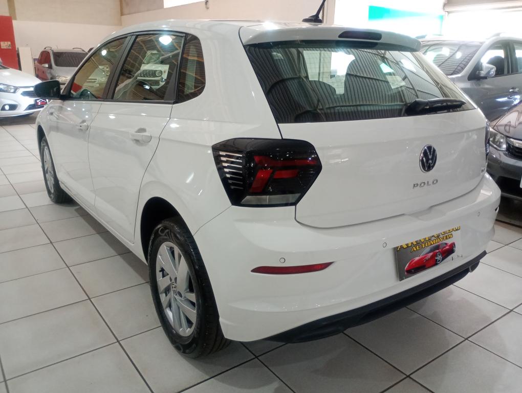 VOLKSWAGEN Polo Hatch - Foto