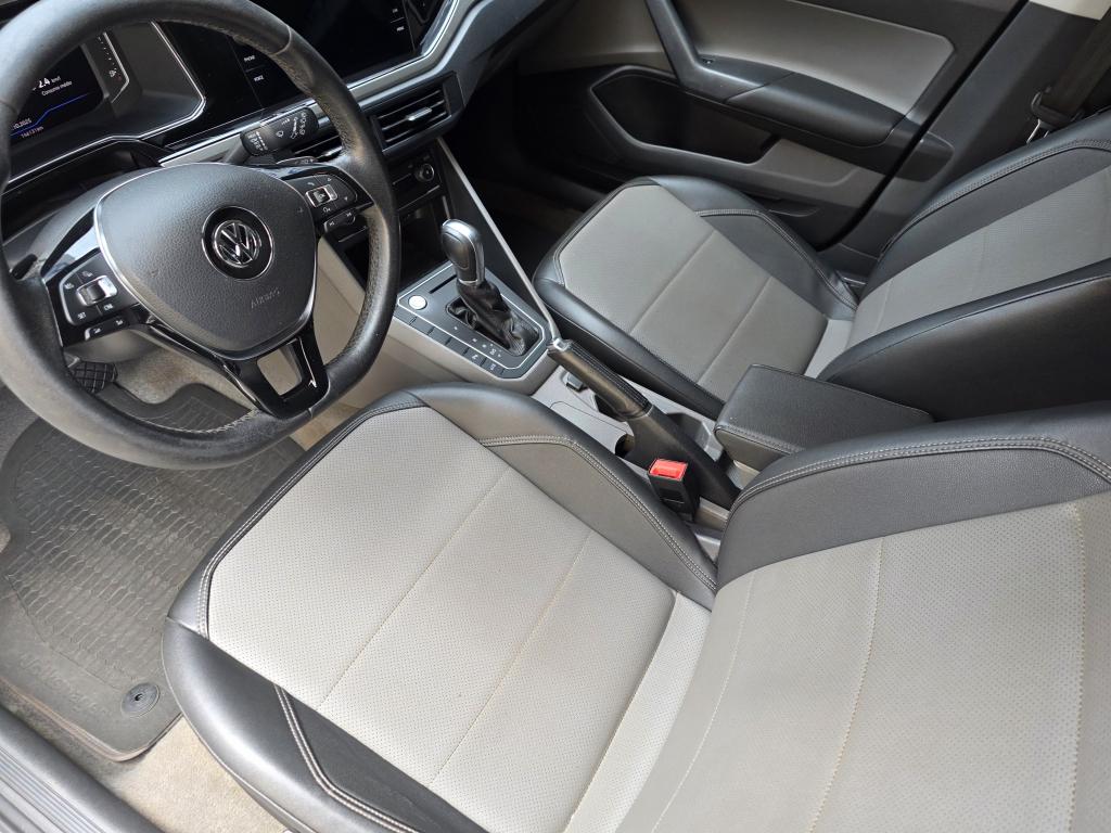 VOLKSWAGEN Polo Hatch - Foto