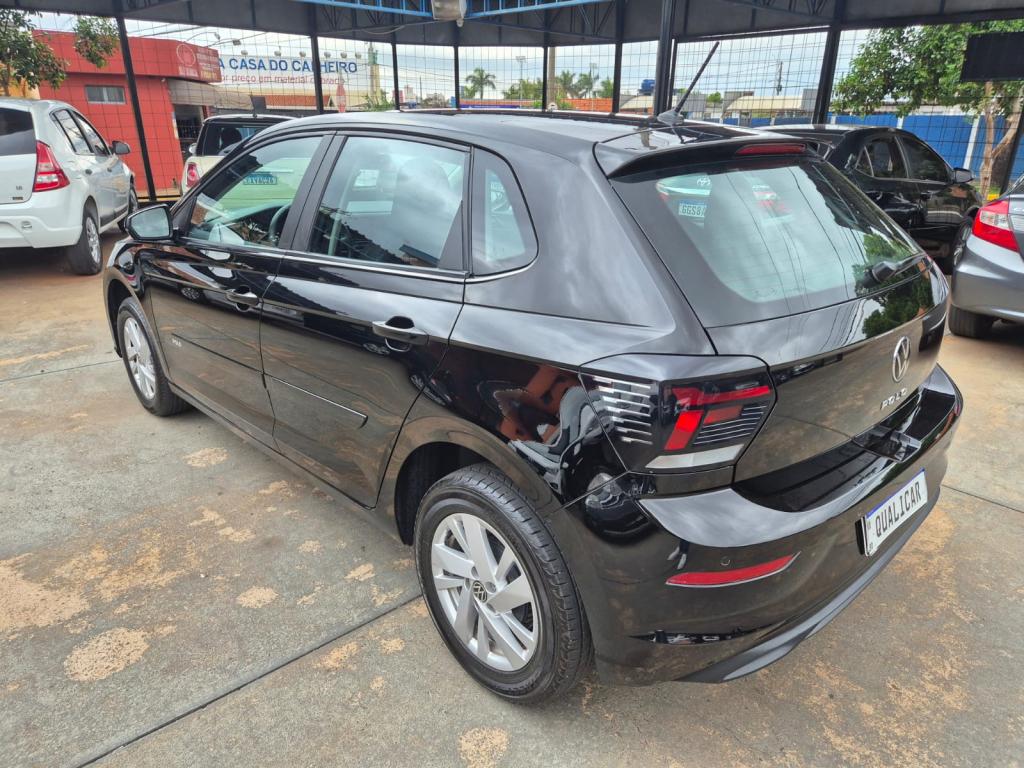VOLKSWAGEN Polo Hatch - Foto