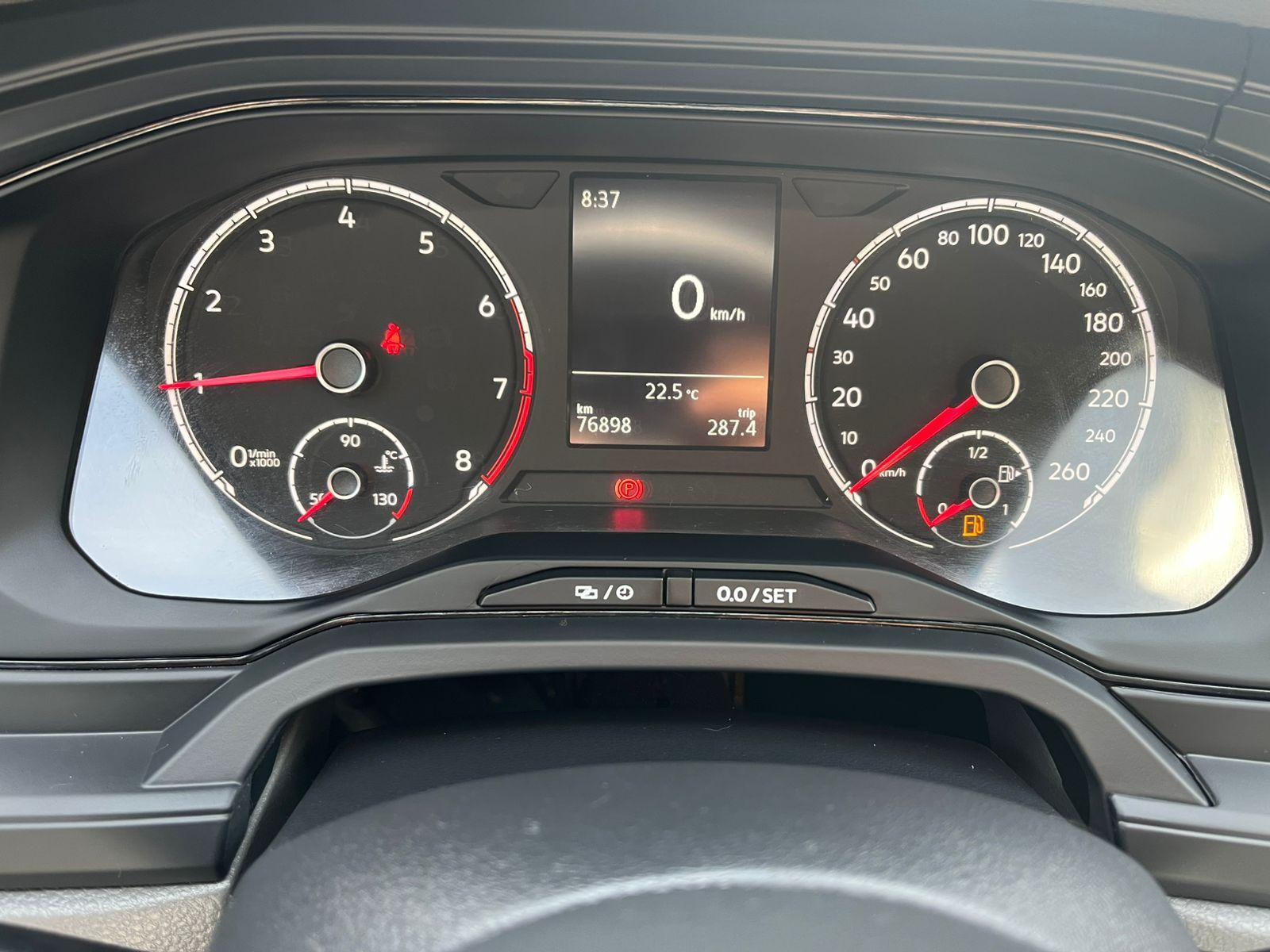 VOLKSWAGEN Polo Hatch - Foto