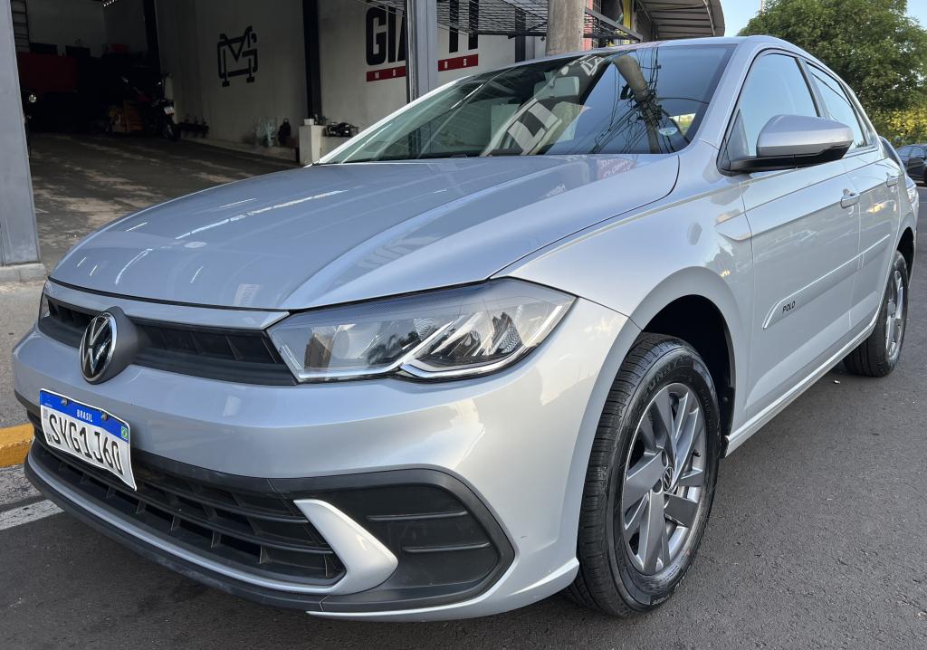 VOLKSWAGEN Polo Hatch - Foto