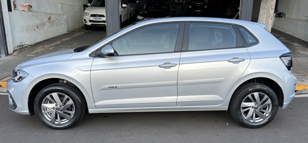 VOLKSWAGEN Polo Hatch - Foto