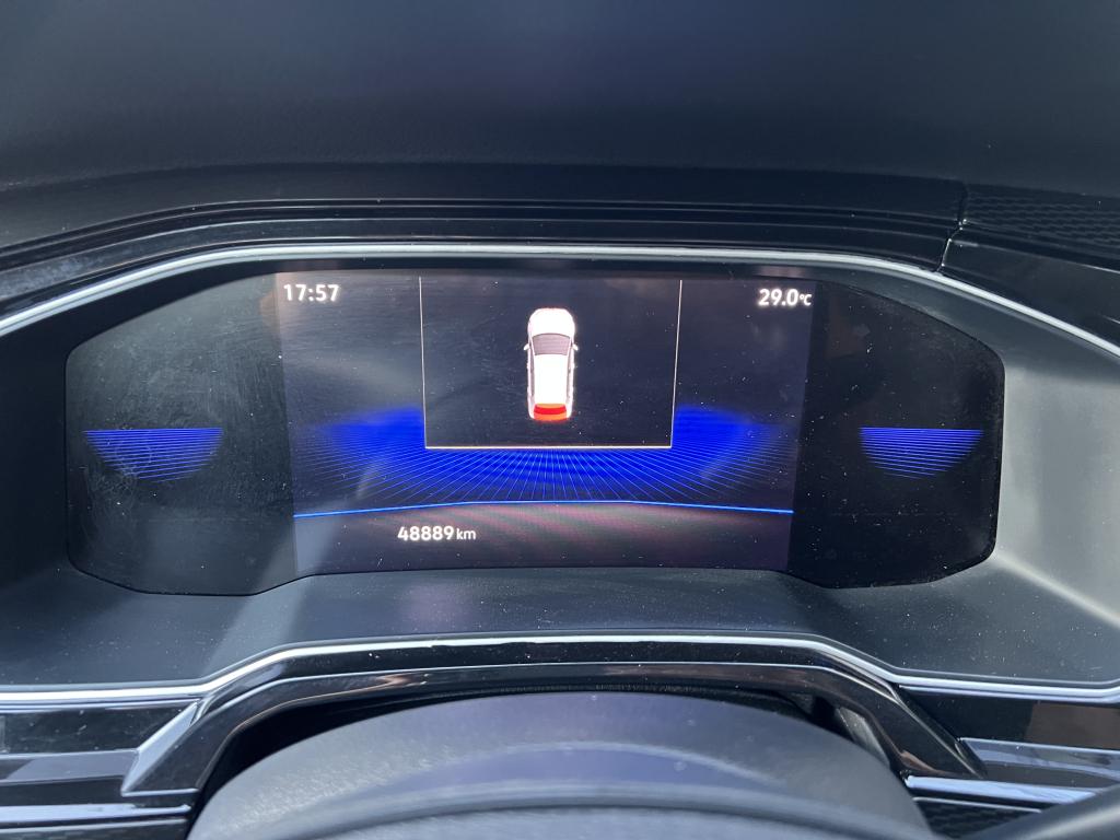 VOLKSWAGEN Polo Hatch - Foto