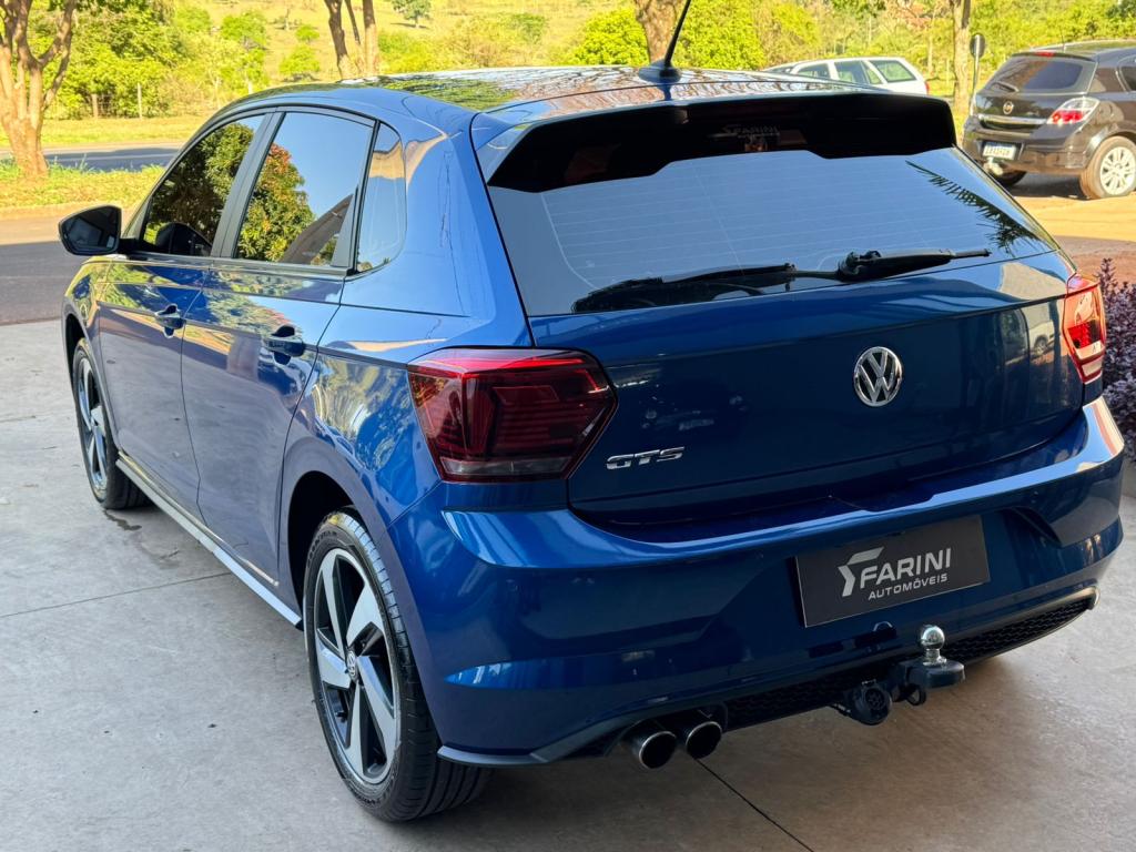 VOLKSWAGEN Polo Hatch - Foto