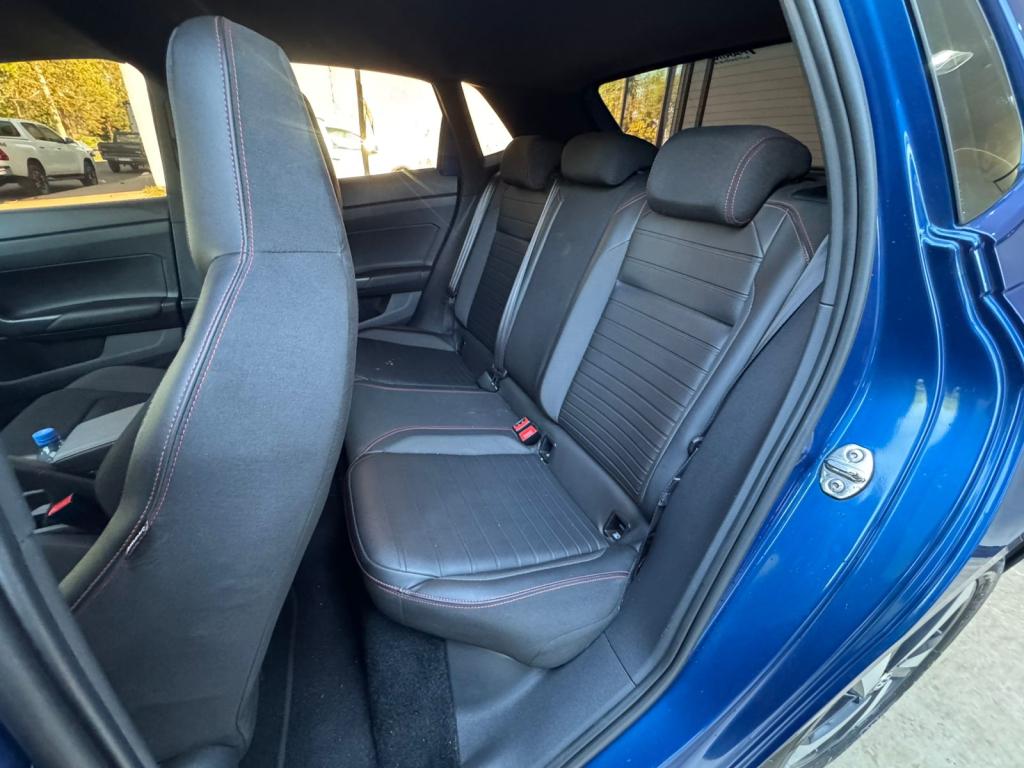 VOLKSWAGEN Polo Hatch - Foto