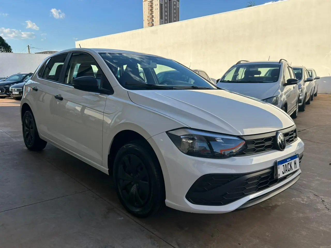 VOLKSWAGEN Polo Hatch - Foto