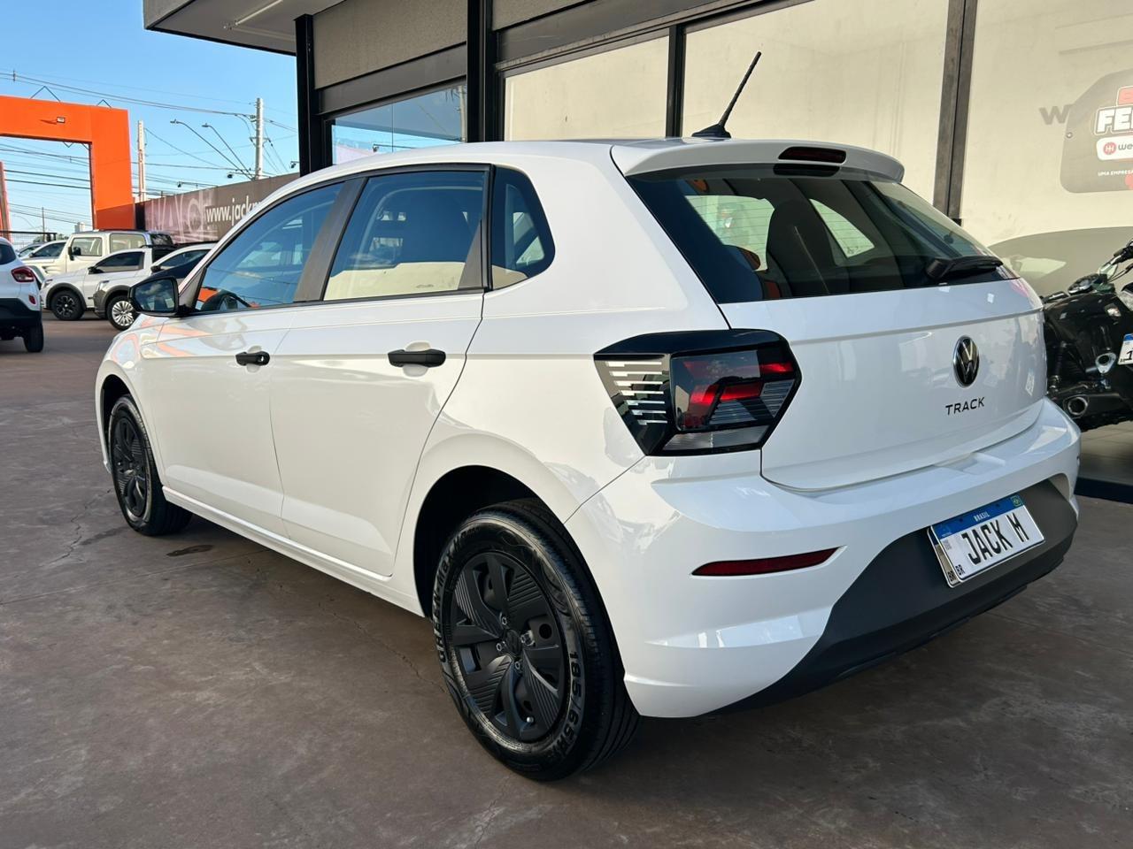 VOLKSWAGEN Polo Hatch - Foto