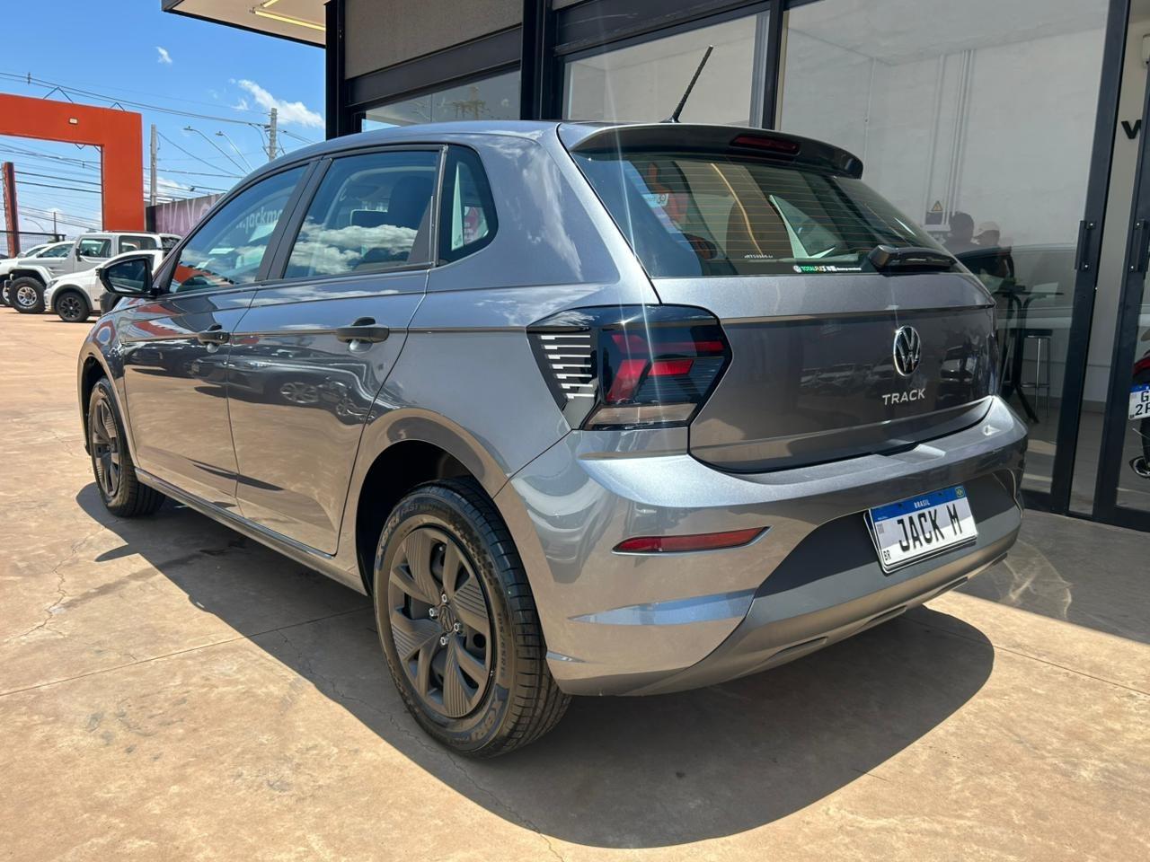 VOLKSWAGEN Polo Hatch - Foto