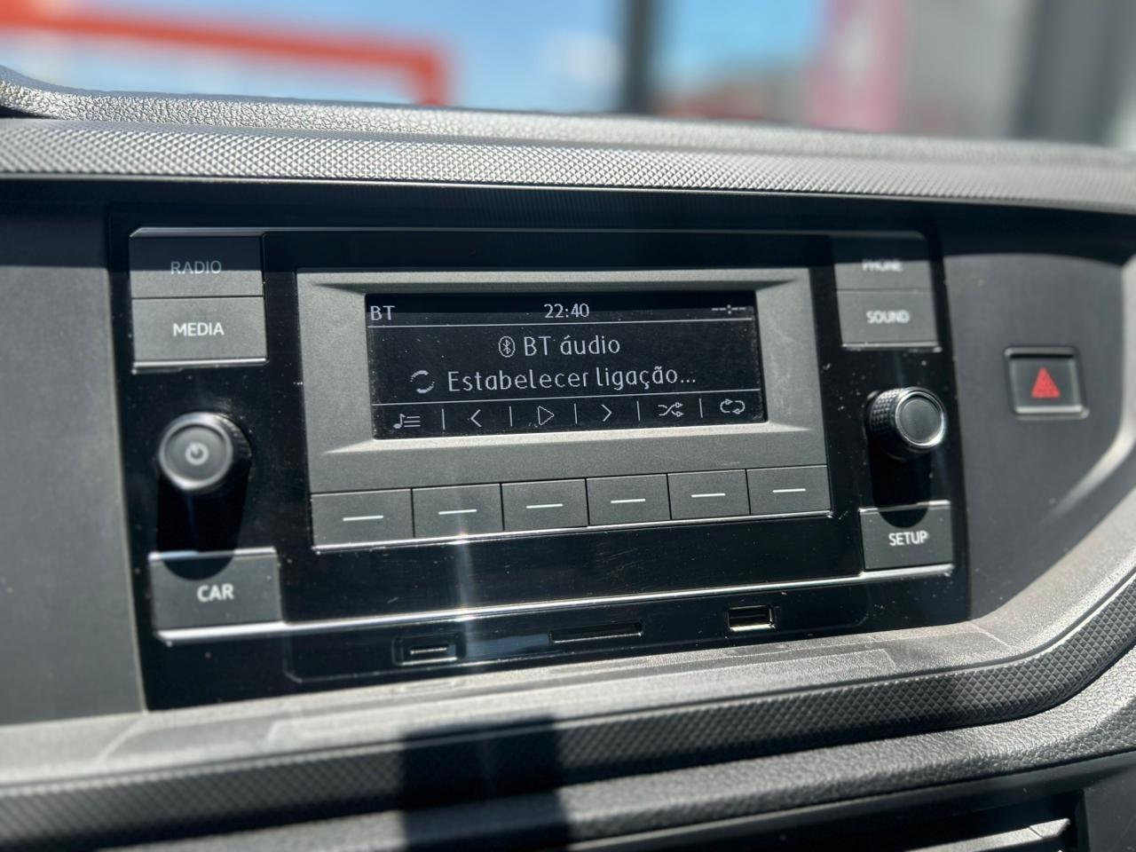 VOLKSWAGEN Polo Hatch - Foto