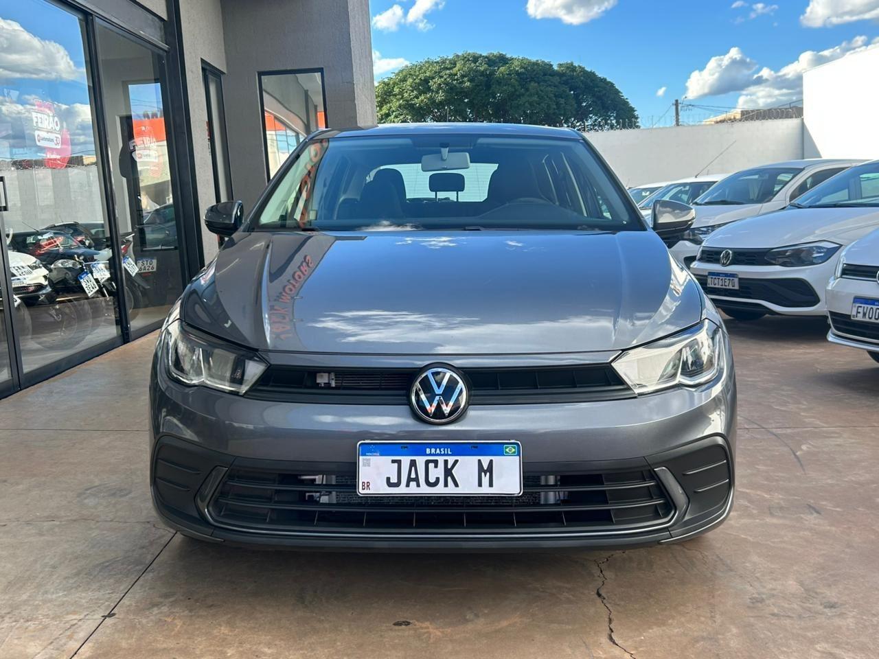 VOLKSWAGEN Polo Hatch - Foto