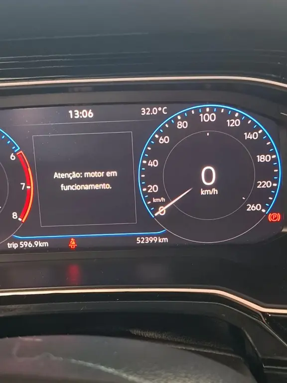 VOLKSWAGEN Polo Hatch - Foto