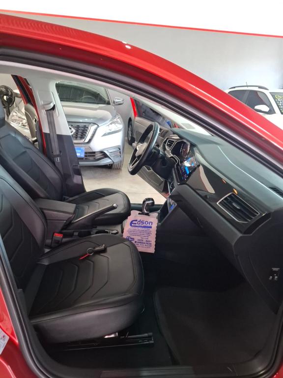 VOLKSWAGEN Polo Hatch - Foto