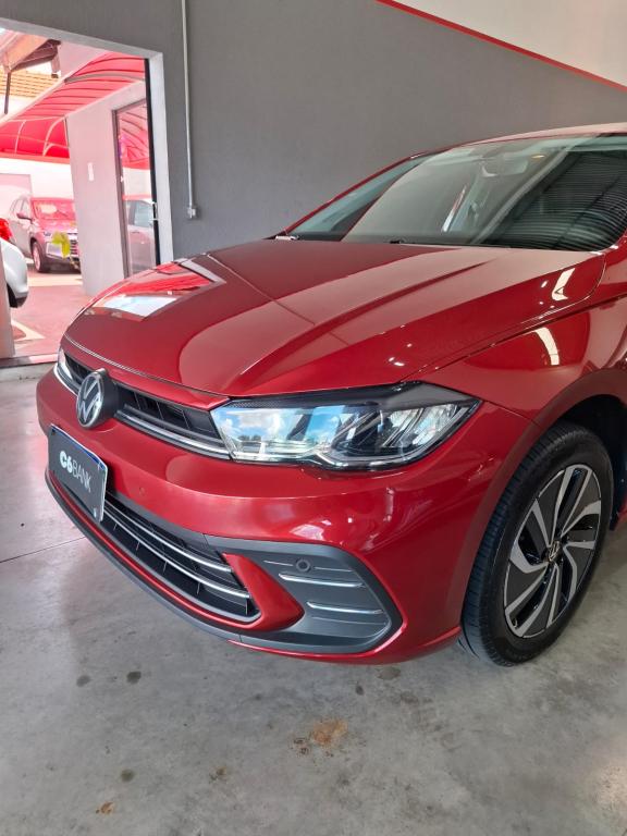 VOLKSWAGEN Polo Hatch - Foto