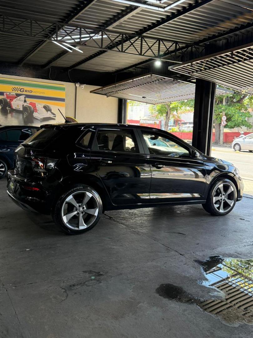 VOLKSWAGEN Polo Hatch - Foto