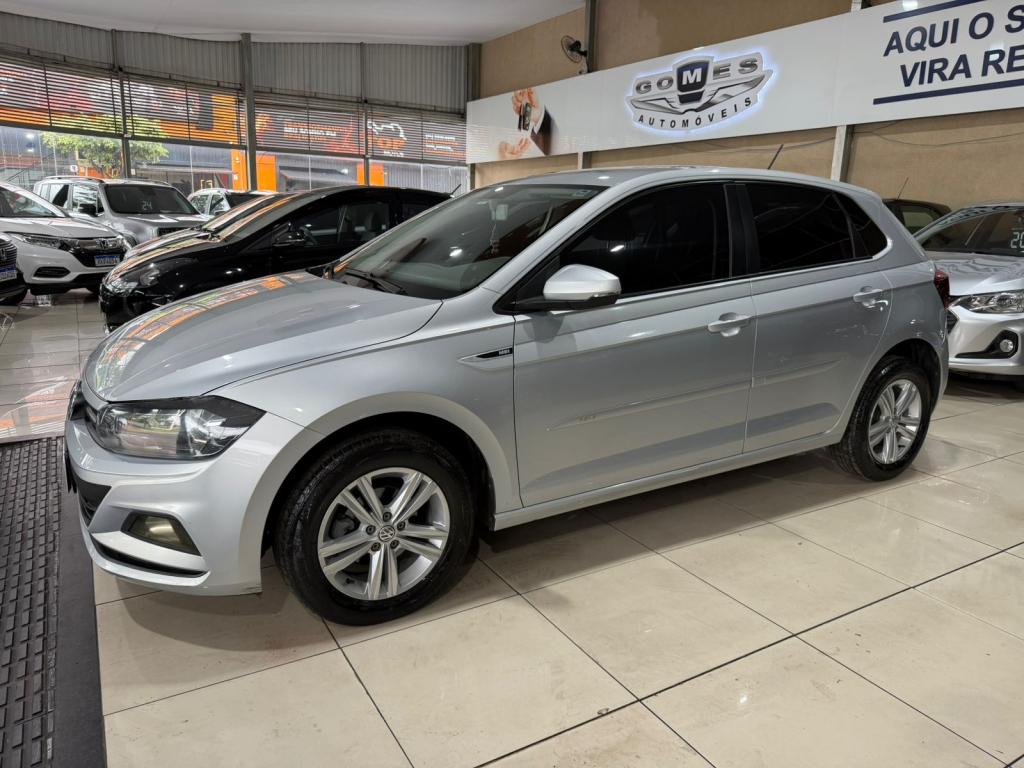VOLKSWAGEN Polo Hatch - Foto