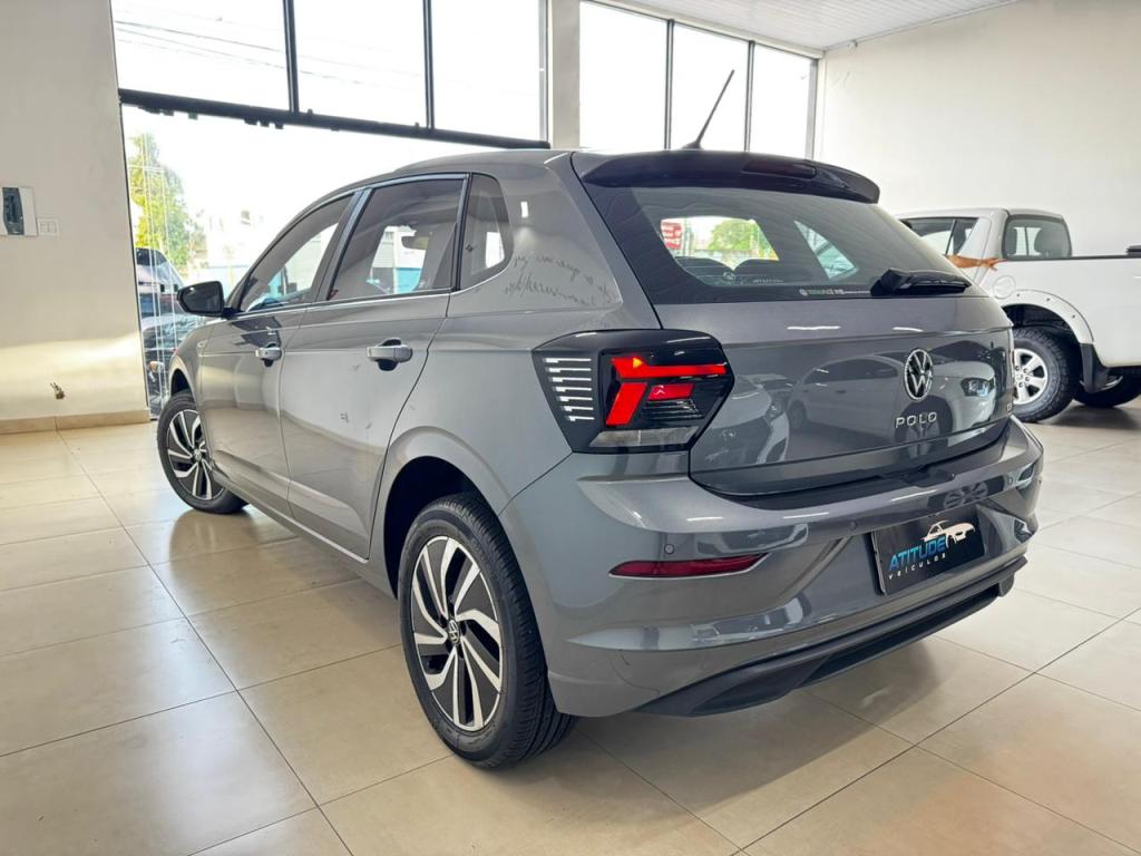 VOLKSWAGEN Polo Hatch - Foto