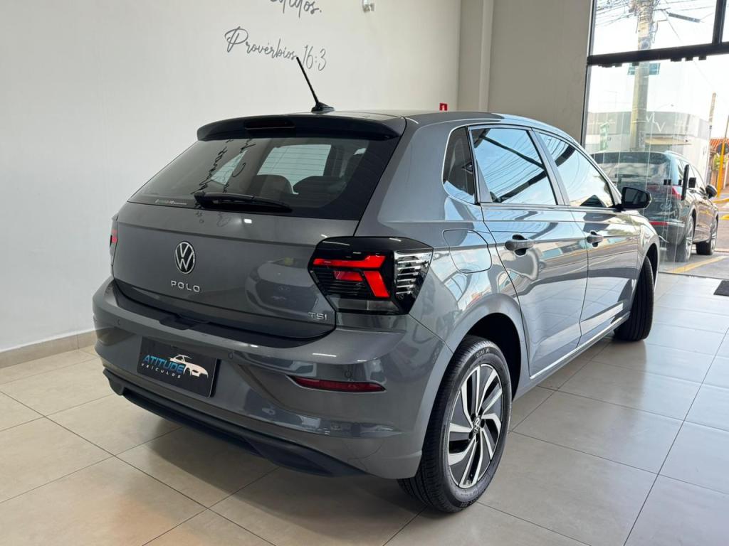 VOLKSWAGEN Polo Hatch - Foto