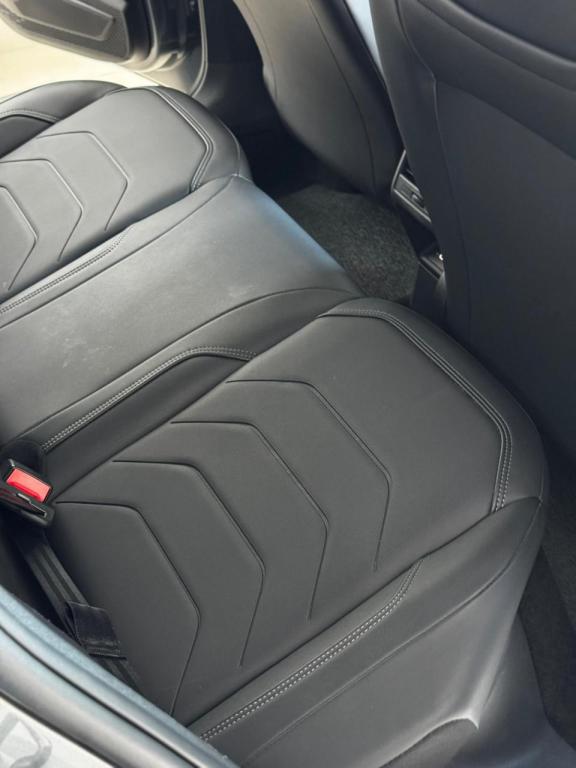 VOLKSWAGEN Polo Hatch - Foto