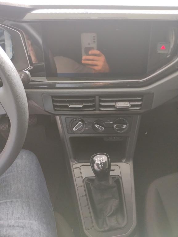 VOLKSWAGEN Polo Hatch - Foto