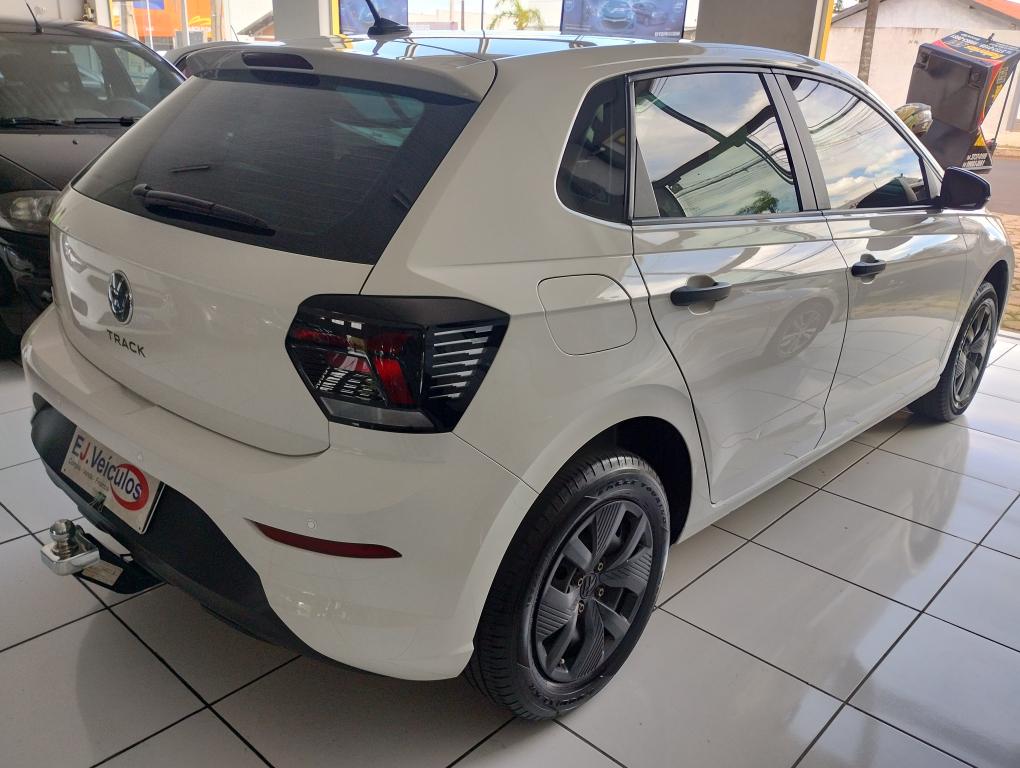 VOLKSWAGEN Polo Hatch - Foto