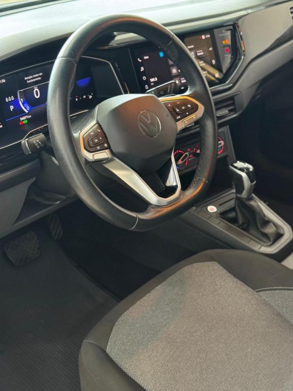 VOLKSWAGEN Polo Hatch - Foto