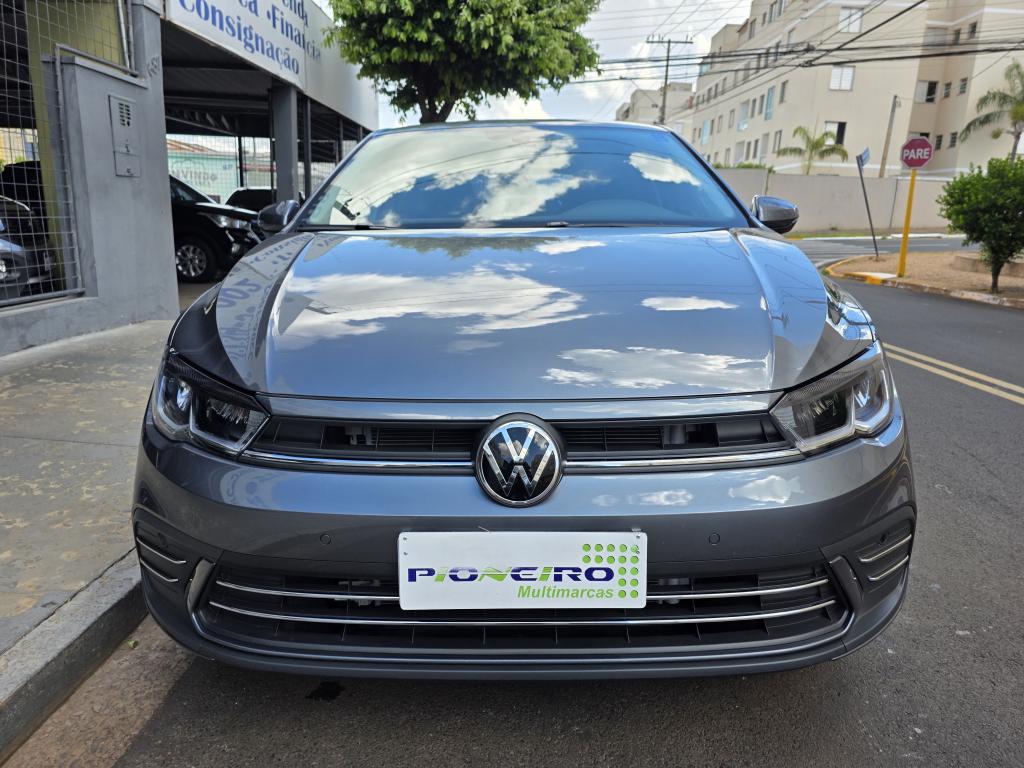 VOLKSWAGEN Polo Hatch - Foto