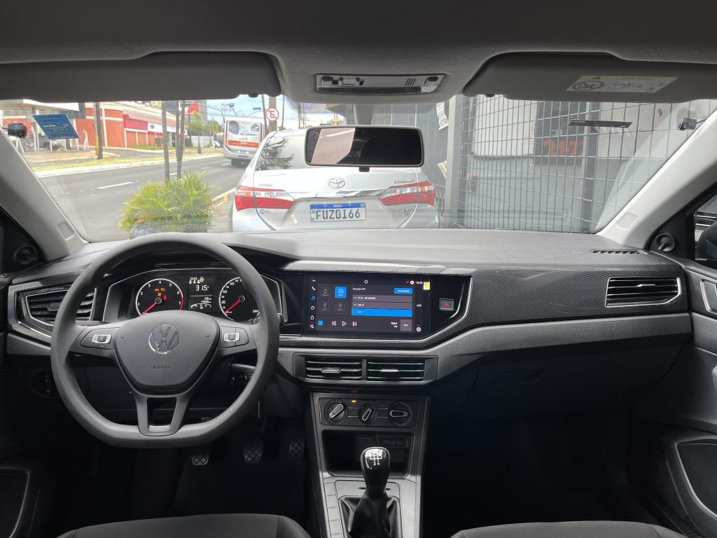 VOLKSWAGEN Polo Hatch - Foto