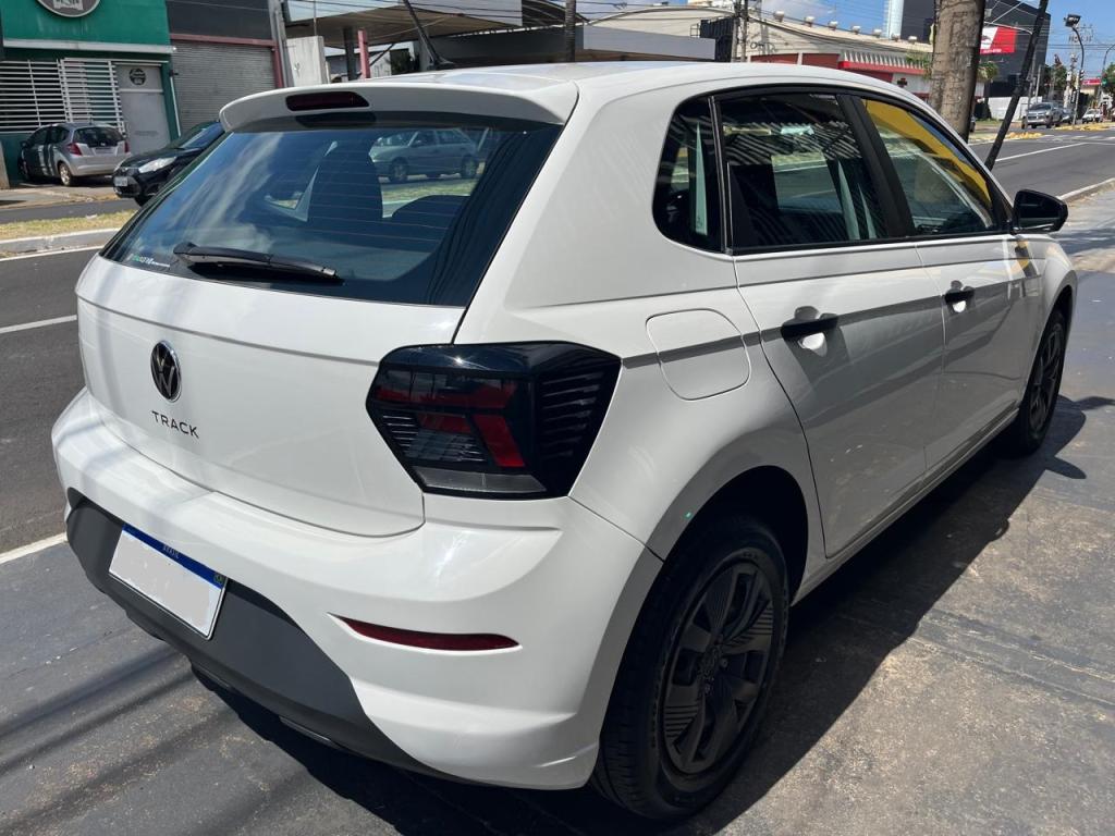 VOLKSWAGEN Polo Hatch - Foto