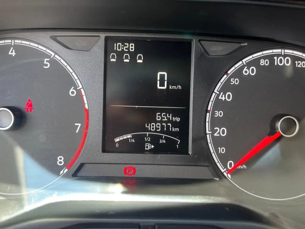 VOLKSWAGEN Polo Hatch - Foto