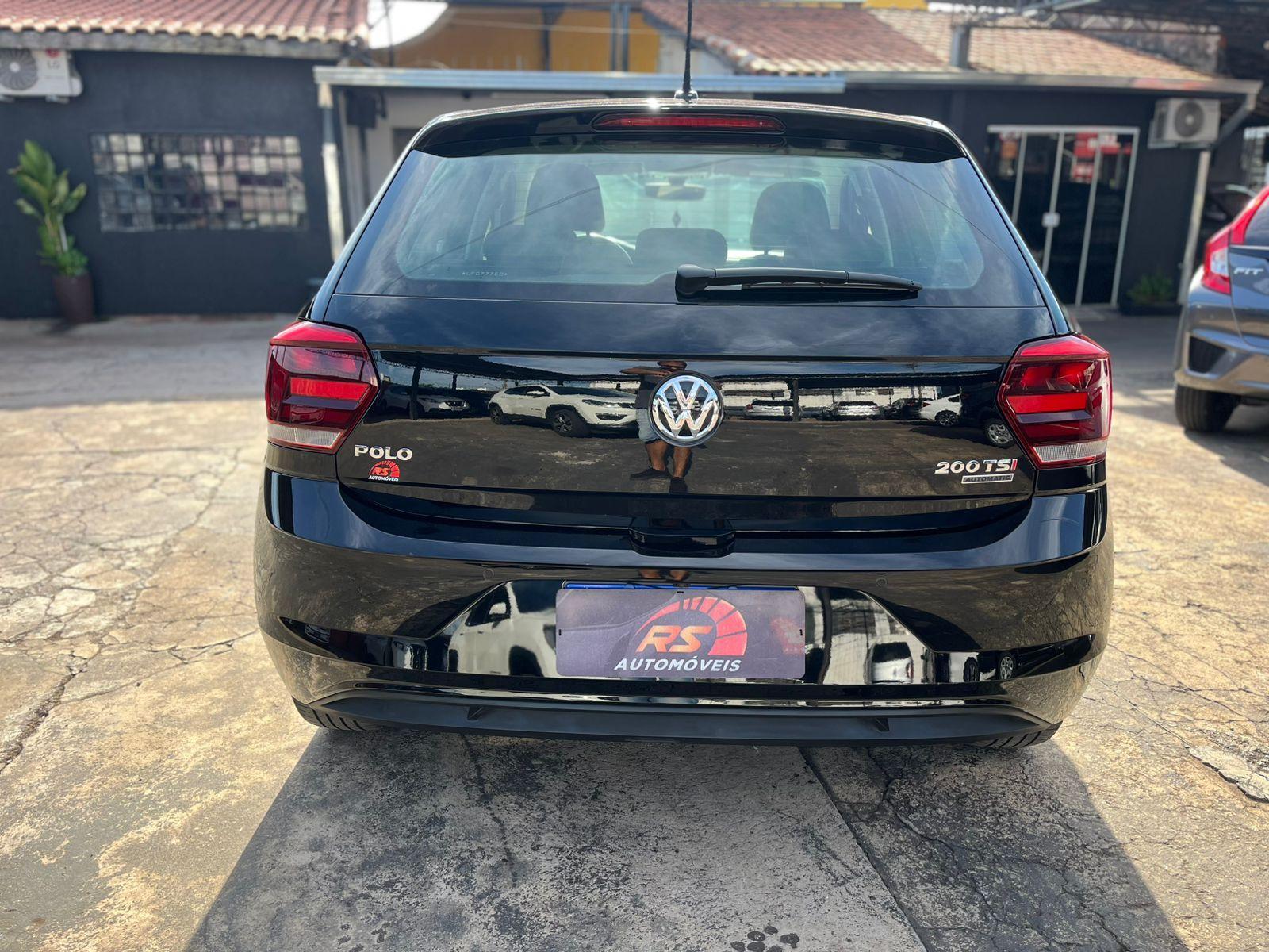 VOLKSWAGEN Polo Hatch - Foto