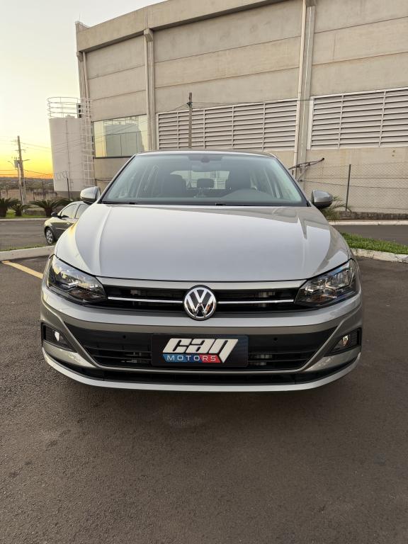 VOLKSWAGEN Polo Hatch - Foto