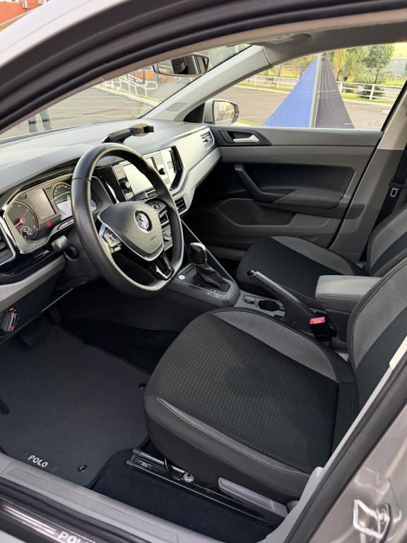 VOLKSWAGEN Polo Hatch - Foto