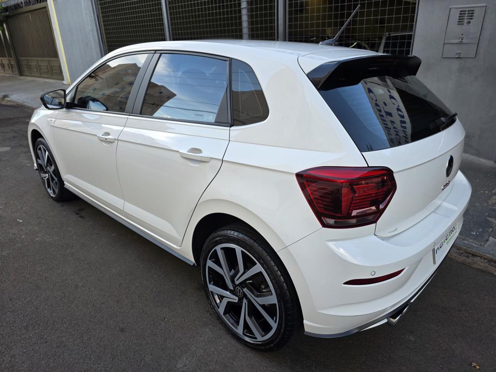 VOLKSWAGEN Polo Hatch - Foto