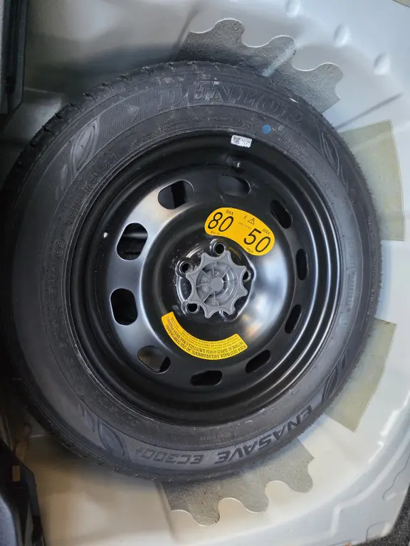 VOLKSWAGEN Polo Hatch - Foto