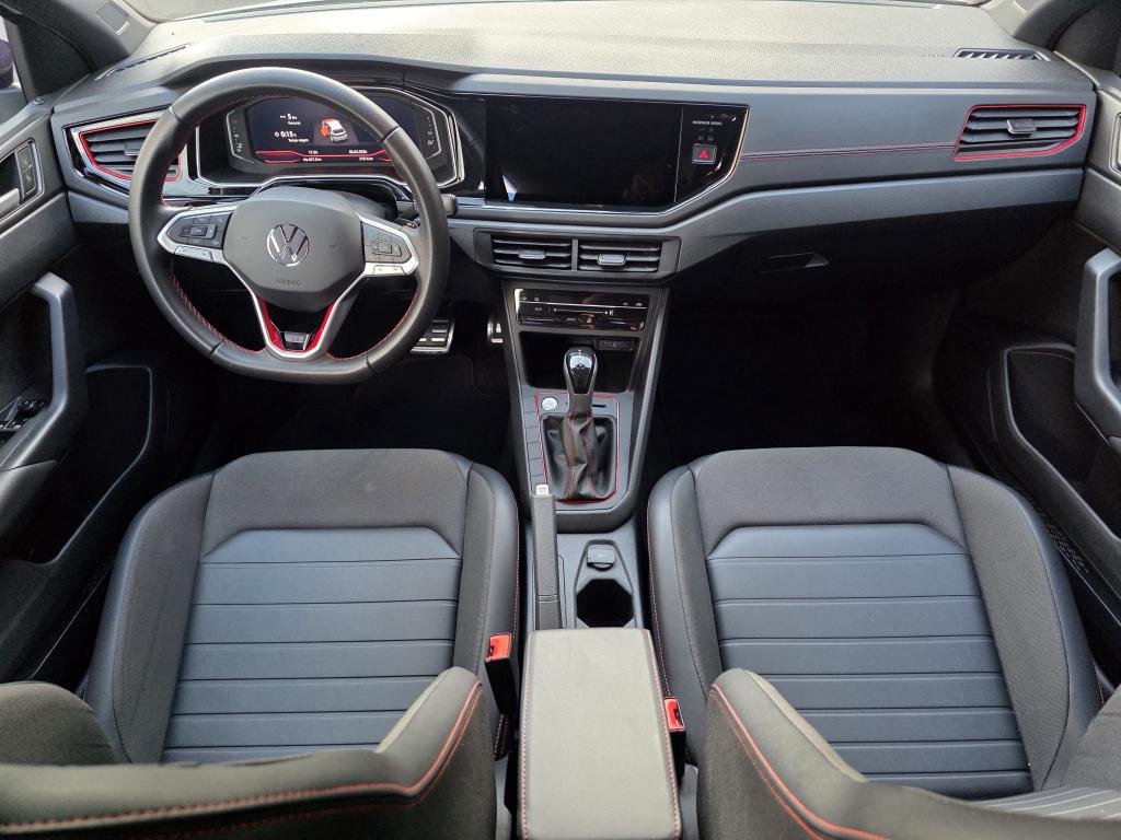 VOLKSWAGEN Polo Hatch - Foto