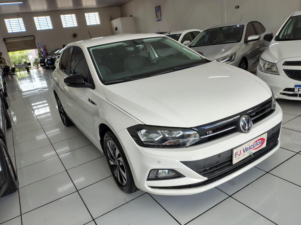 VOLKSWAGEN Polo Hatch - Foto