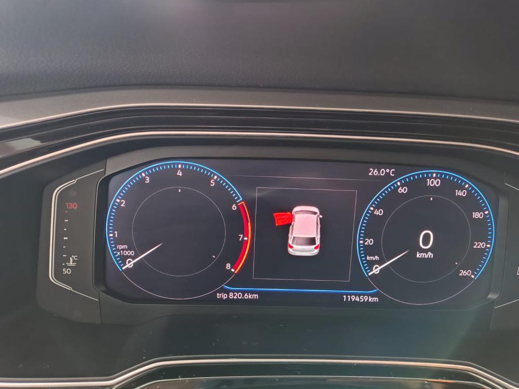 VOLKSWAGEN Polo Hatch - Foto