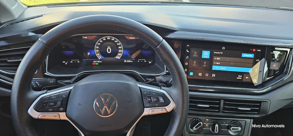 VOLKSWAGEN Polo Hatch - Foto