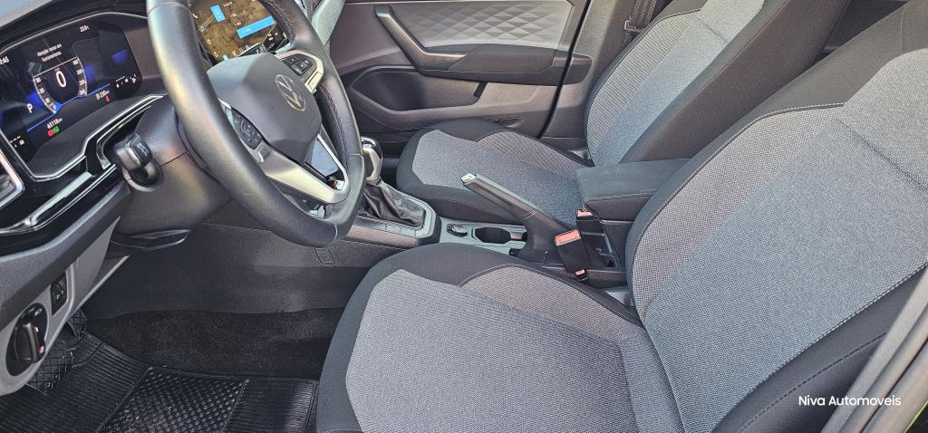 VOLKSWAGEN Polo Hatch - Foto